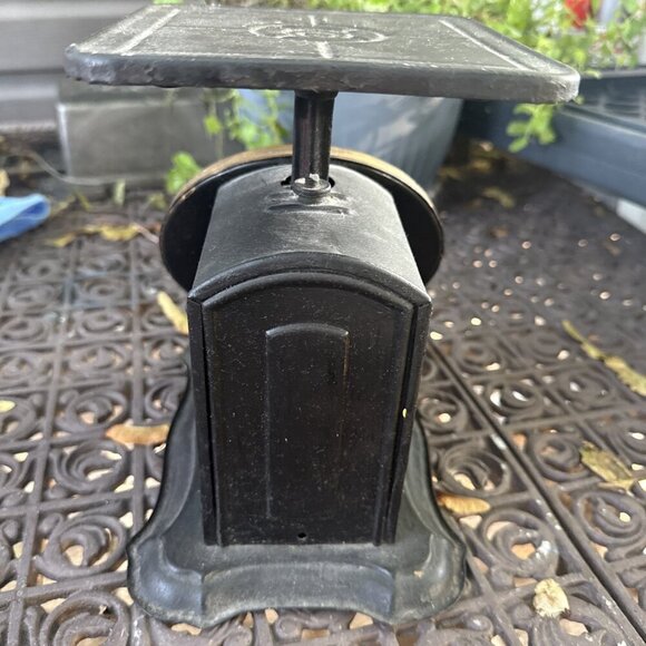 Vintage Antique Columbia Family Scale 24 Pounds By Ozs. by Landers Frary & Clark - Picture 3 of 7